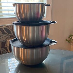 Pampered Chef Stainless Steel Mixing Bowl Set with Black Lids